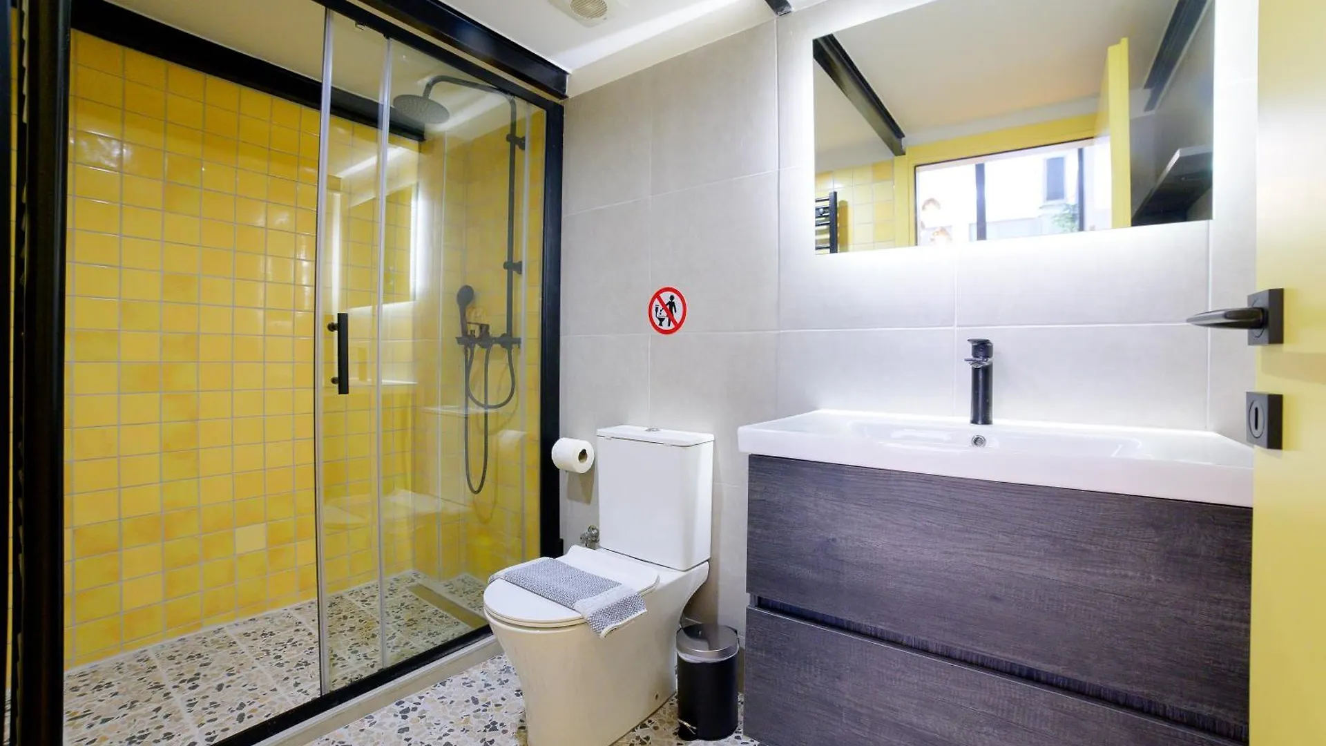 Luxenest Apartment Thessaloníki